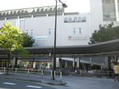 兵庫県伊丹市にあるサービス付き高齢者向け住宅 やさしい手伊丹の最寄駅 阪急伊丹駅