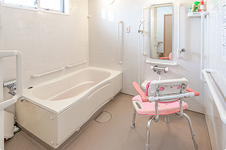 浴室 入浴 大阪市東淀川区 住宅型有料老人ホーム